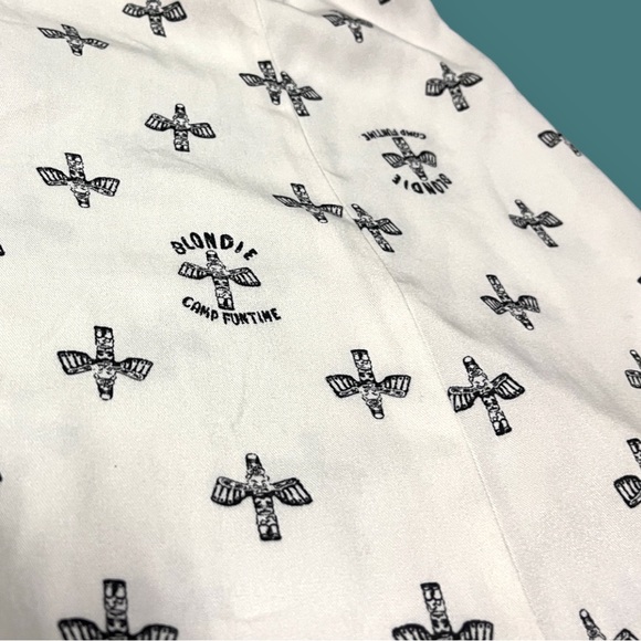 Junk Food Blonde Camp Fun Time button down high low dress. Size Medium 🎵🎸 - Picture 10 of 11